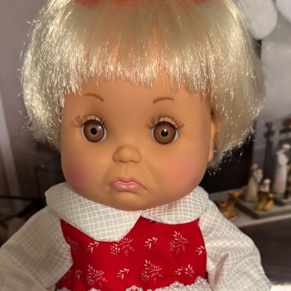 Galoob Custom Baby Face “Miss Bashful Bridgett” - Picture 3 of 9